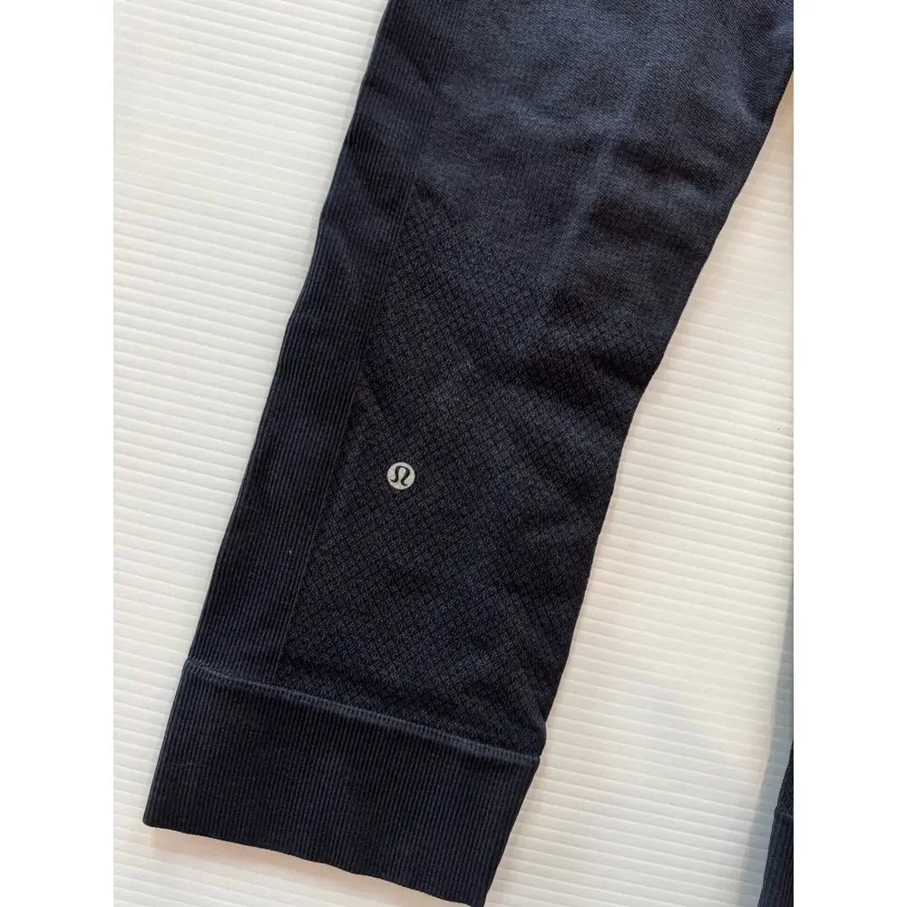 Lululemon Seamlessly Street Crop Heathered Naval Blue Leggings Women's 4 Pilates